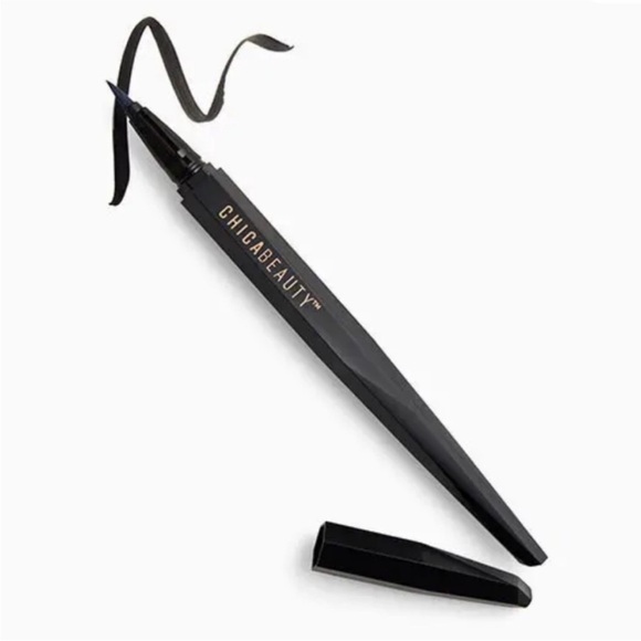 Chica Beauty Mírame Matte Black Liquid Eyeliner NIB - Picture 3 of 4